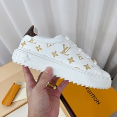 Louis Vuitton Low Shoes